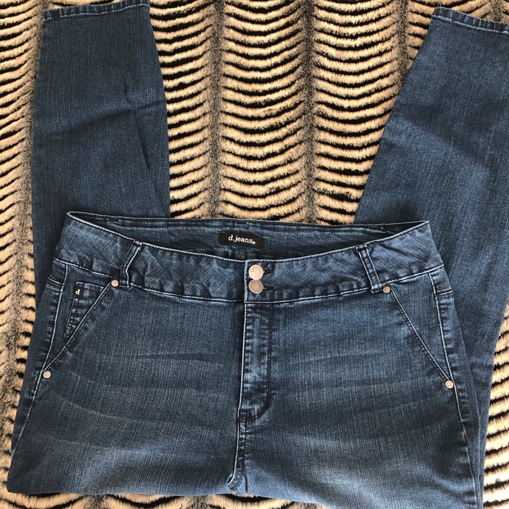 d. jeans Two Button Jeggings Size 18W